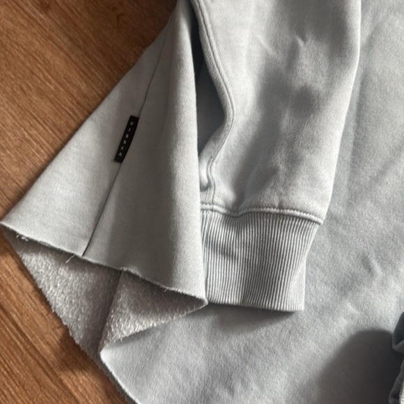 Vissla crop sweatshirt - Picture 4 of 9